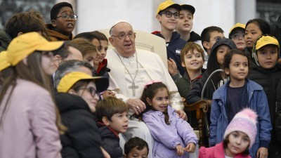 Pope says he'll canonize Acutis, Frassati, host meeting on child's rights